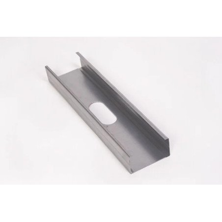 Montant M48 – 48 × 2500 mm